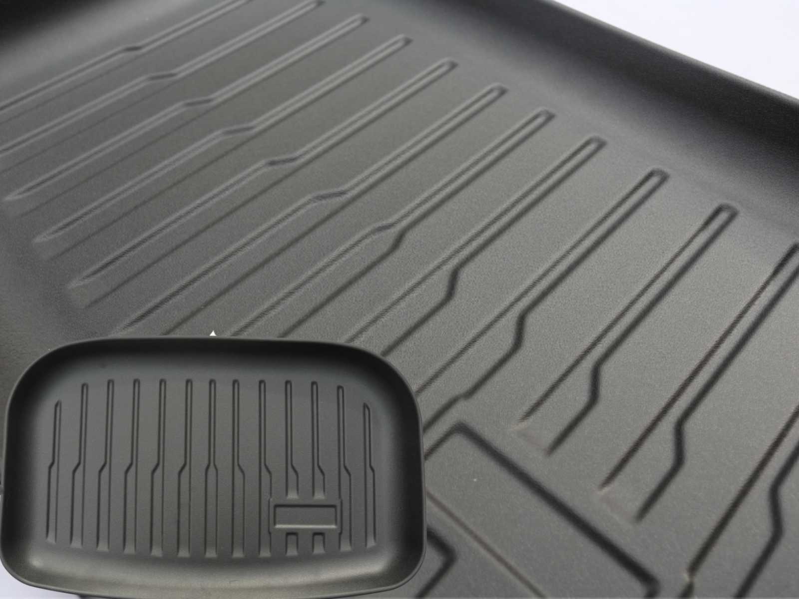 J379_TeslaModelY2025JuniperTrunkLowerCompartmentMat