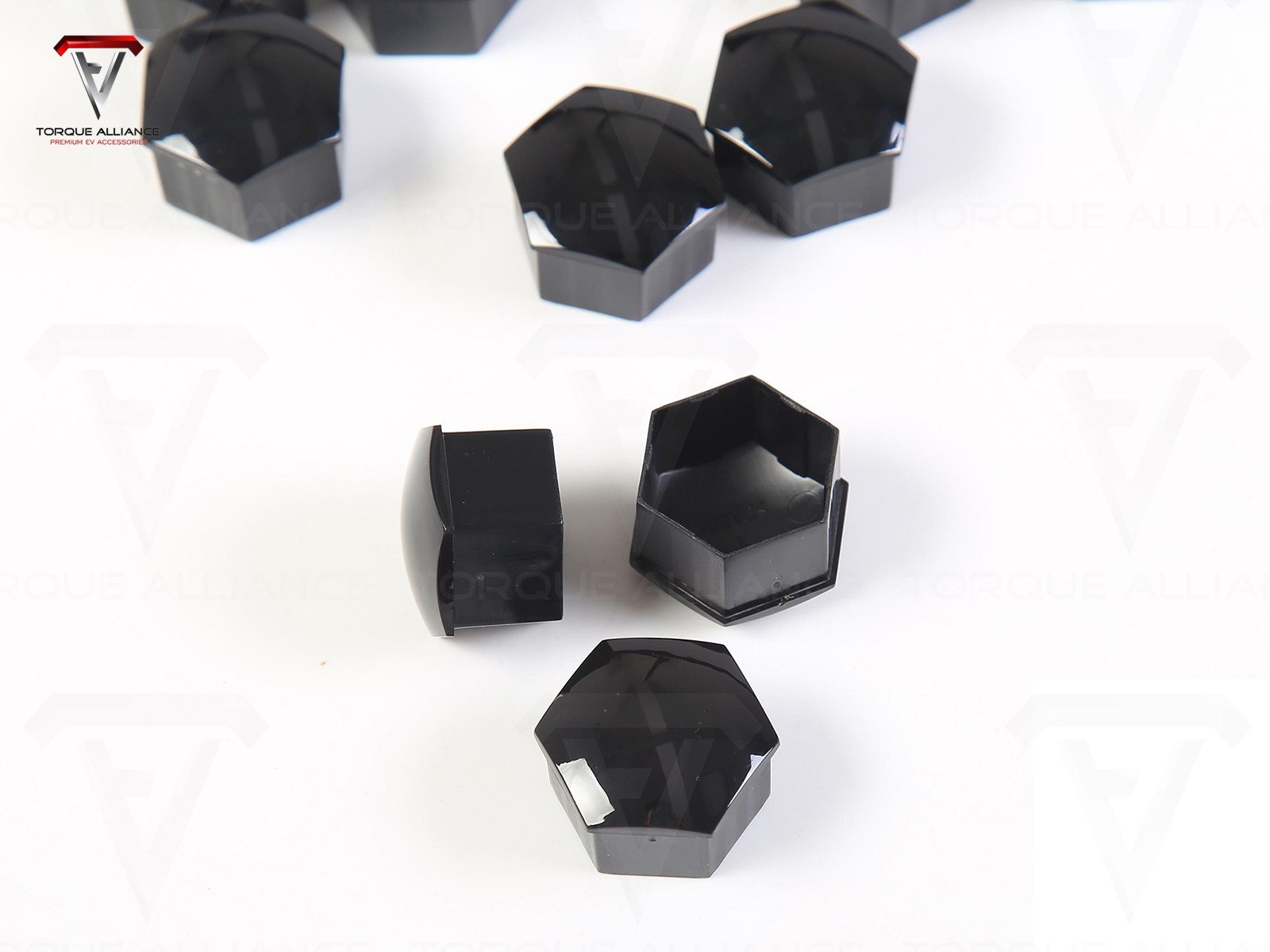 Model 3: Aero Wheel Cap Kit (8 color combinations) - Torque Alliance