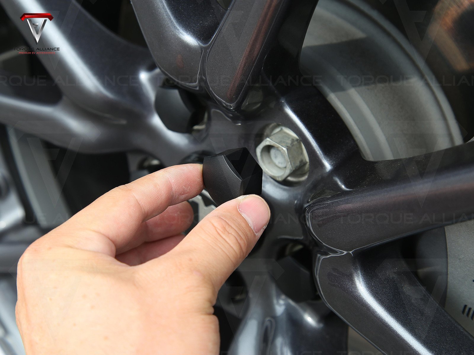 Model 3: Aero Wheel Cap Kit (8 color combinations) - Torque Alliance