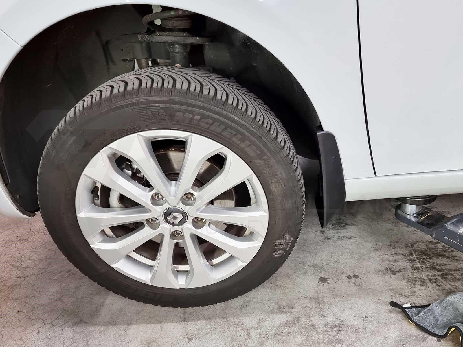 Renault Zoe: Mud Flaps, Splash Guard - Torque Alliance