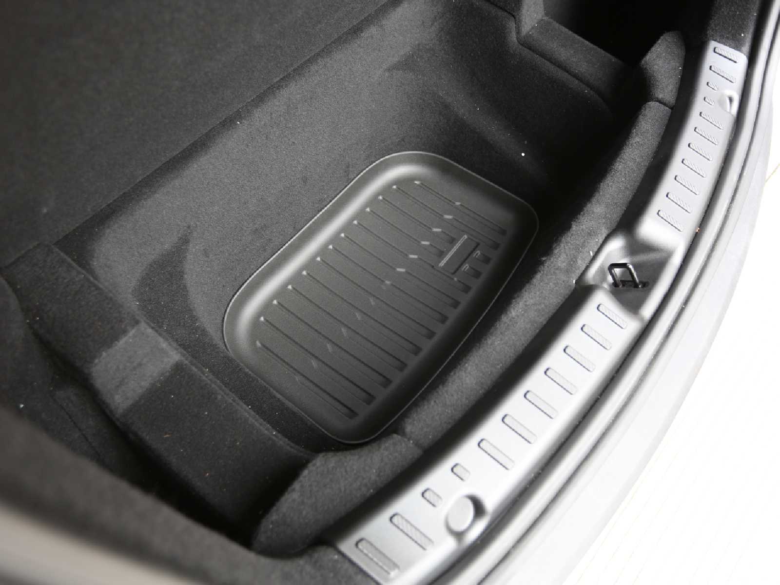 TJ379_TeslaModelY2025JuniperTrunkLowerCompartmentMat