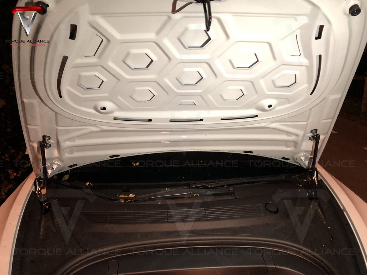 Tesla Model 3 – How to open the hood/frunk 