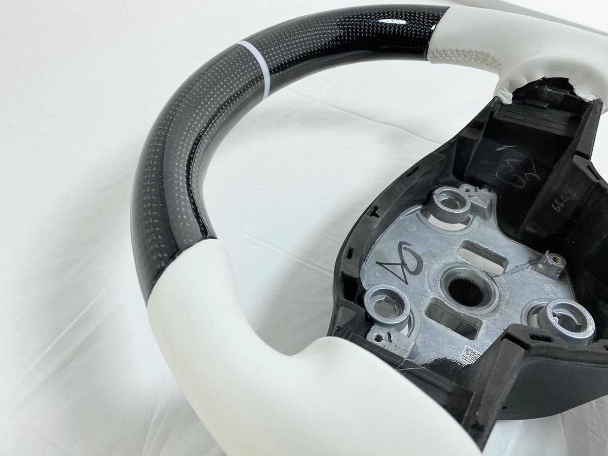 Tesla Model 3 and Model Y: Custom Made Carbon Fiber Steering Wheel - Torque  Alliance